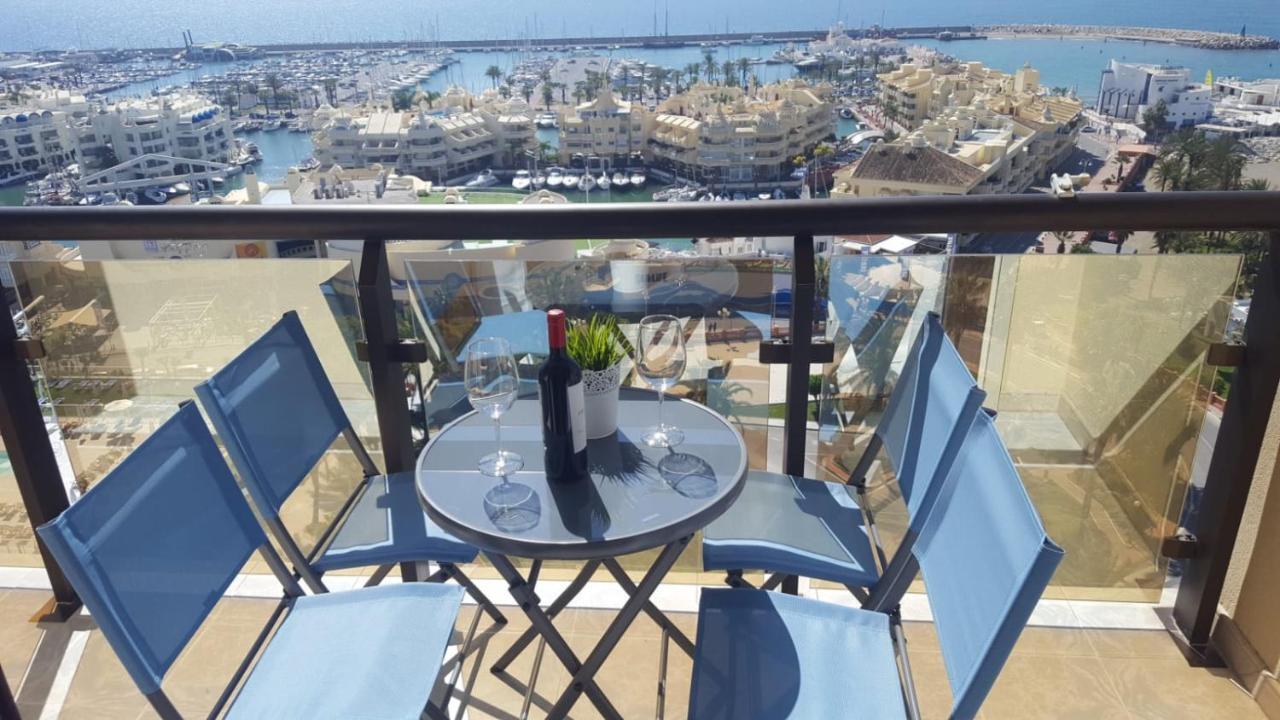 ベナルマデナEstudio Puerto Marinaアパートメント エクステリア 写真